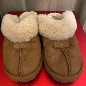 Pre-owned Ugg Slippers